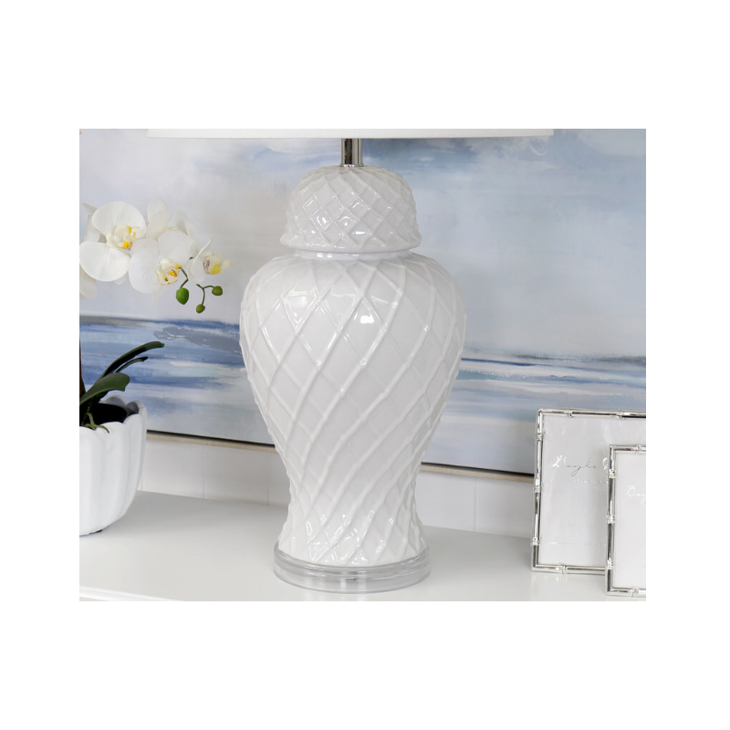 Bay Water Modern White Vase Table Lamp